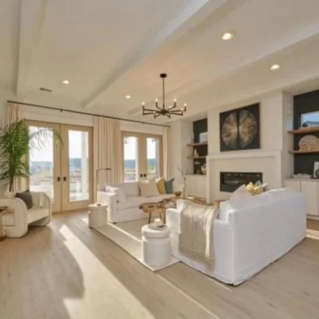 SEVEN GOLDEN FLOORS INSTALLATION AND BATHROOM REMODELING project photo 1